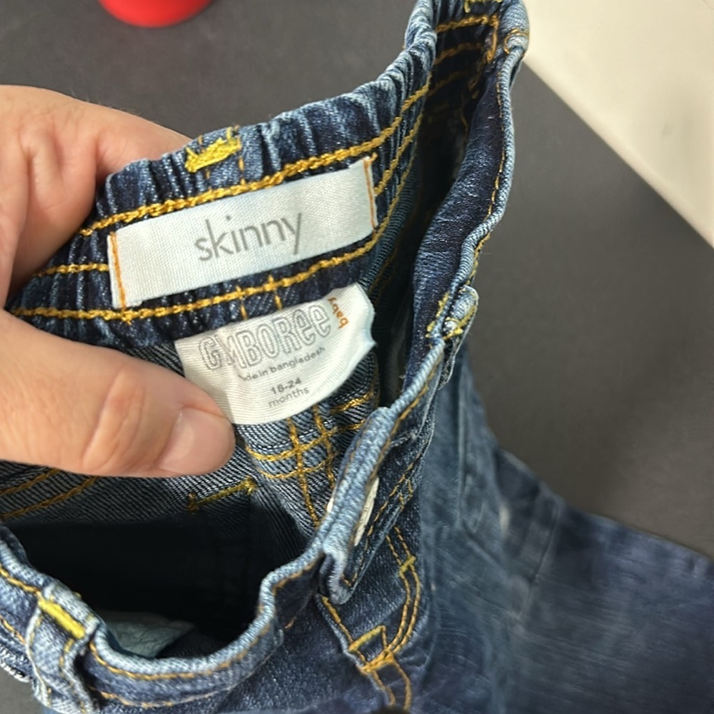 Gymboree jeans - Picture 2 of 2